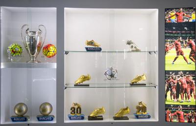 Cum arată cele mai spectaculoase 10 camere cu trofee: imaginea virală publicată de fiul lui Rooney » Ronaldo are propriul lui muzeu