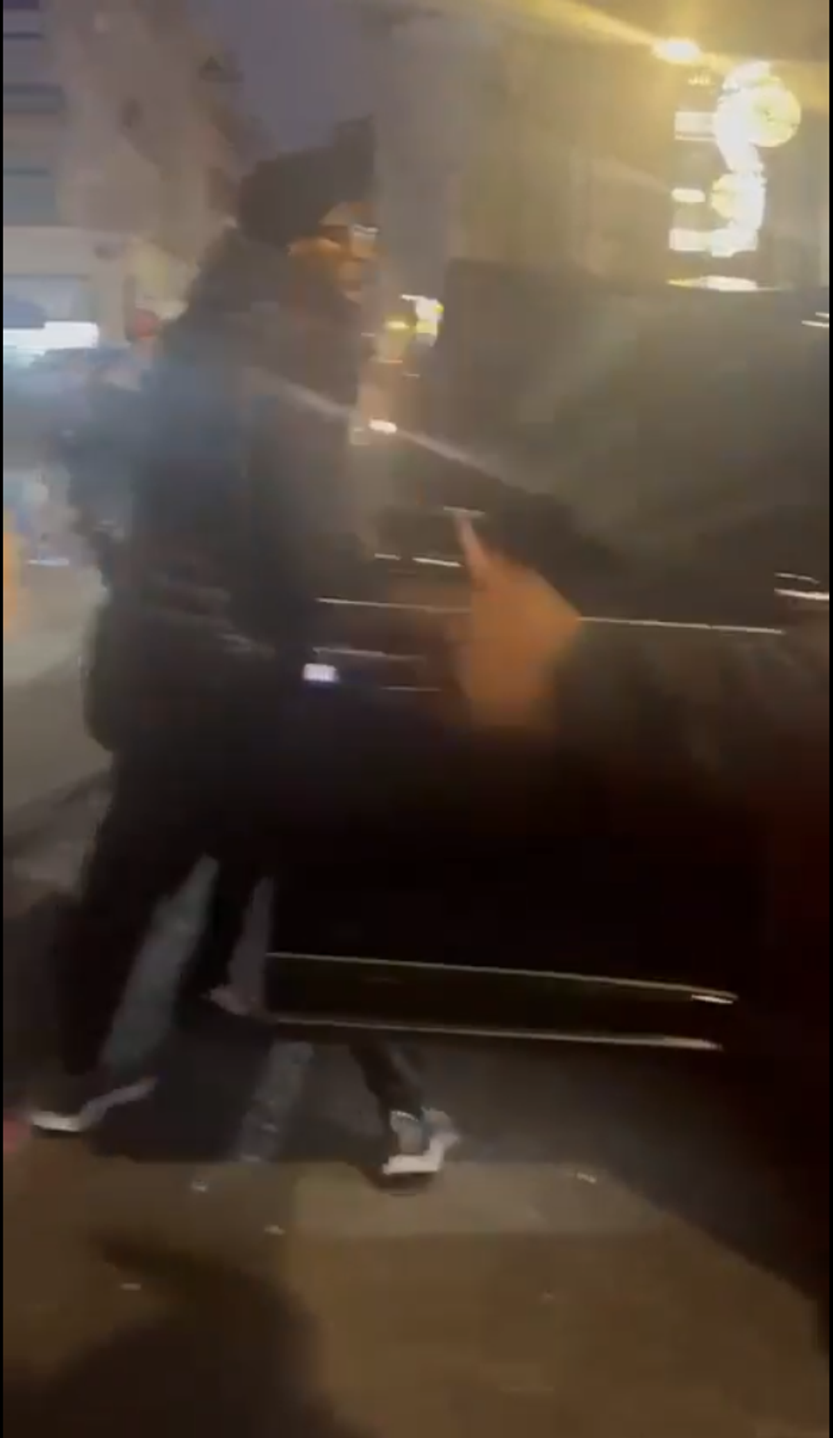 Floyd Mayweather, atacat în Londra