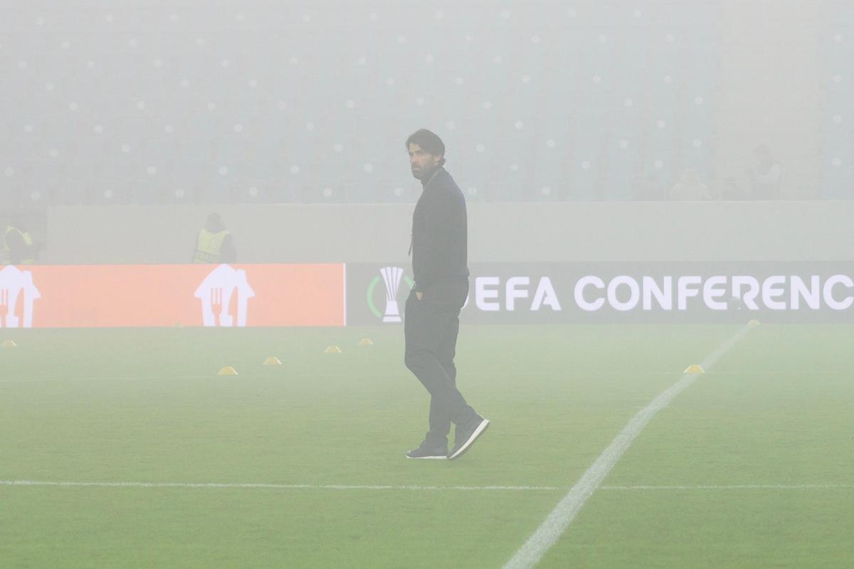 Craiova - Sparta Praga, imagini de pe gazon