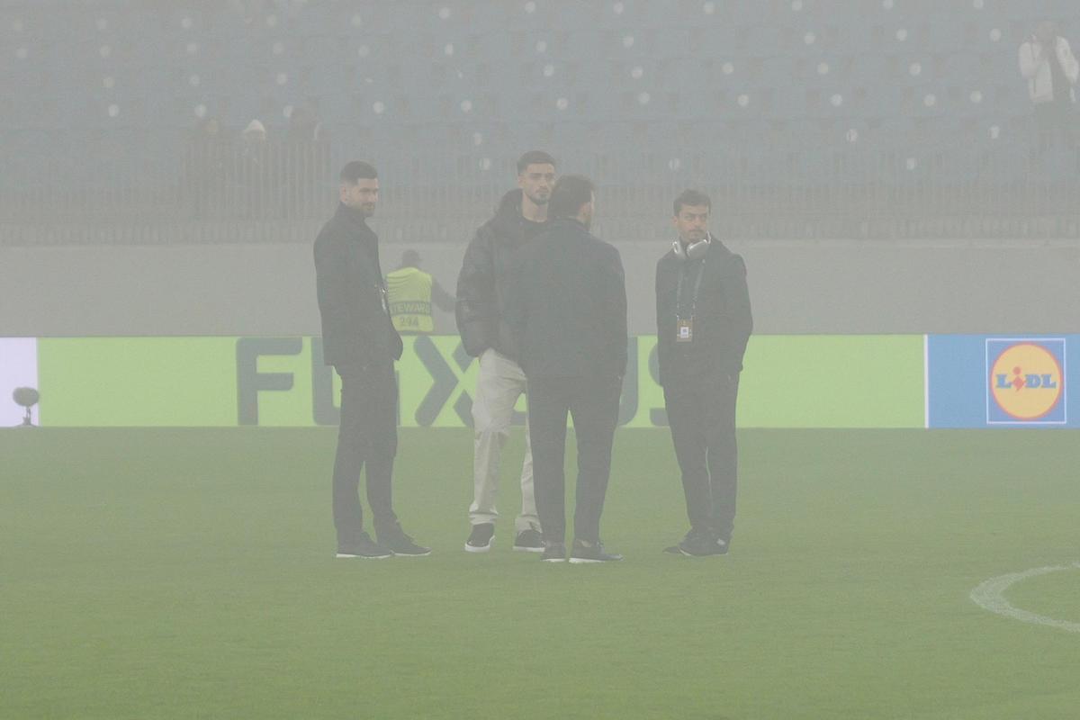 Craiova - Sparta Praga, imagini de pe gazon