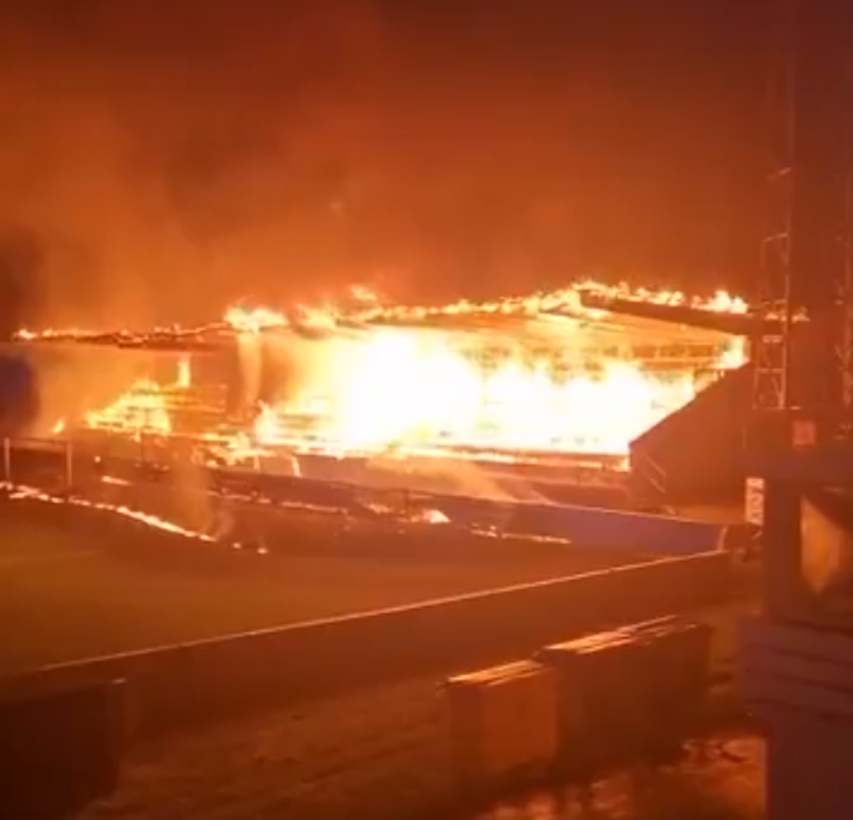 Stadionul echipei FC Haka, de 9 ori campioană a Finlandei, a fost incendiat de trei minori