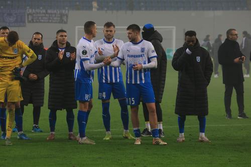 Alexandru Crețu, în centru, după Craiova - Sparta Praga/ foto Ionuț Iordache (GSP)
