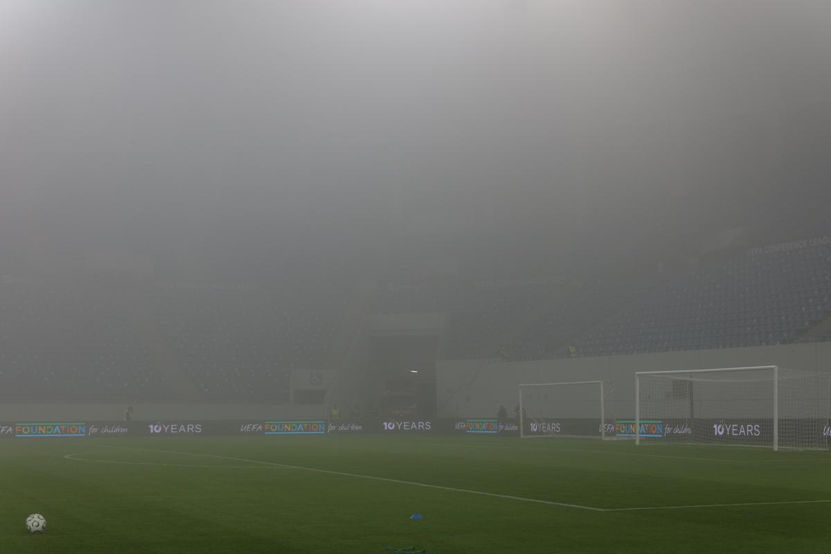 Ceață înainte de Craiova - Sparta Praga