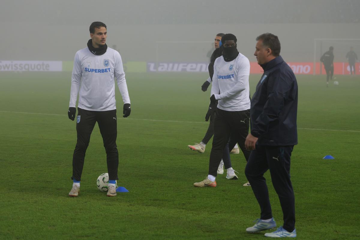 Craiova - Sparta Praga, imagini de pe gazon