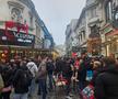 Centrul Vechi din București, luat cu asalt de suporterii lui Feyenoord. Foto: Remus Dinu (GSP)