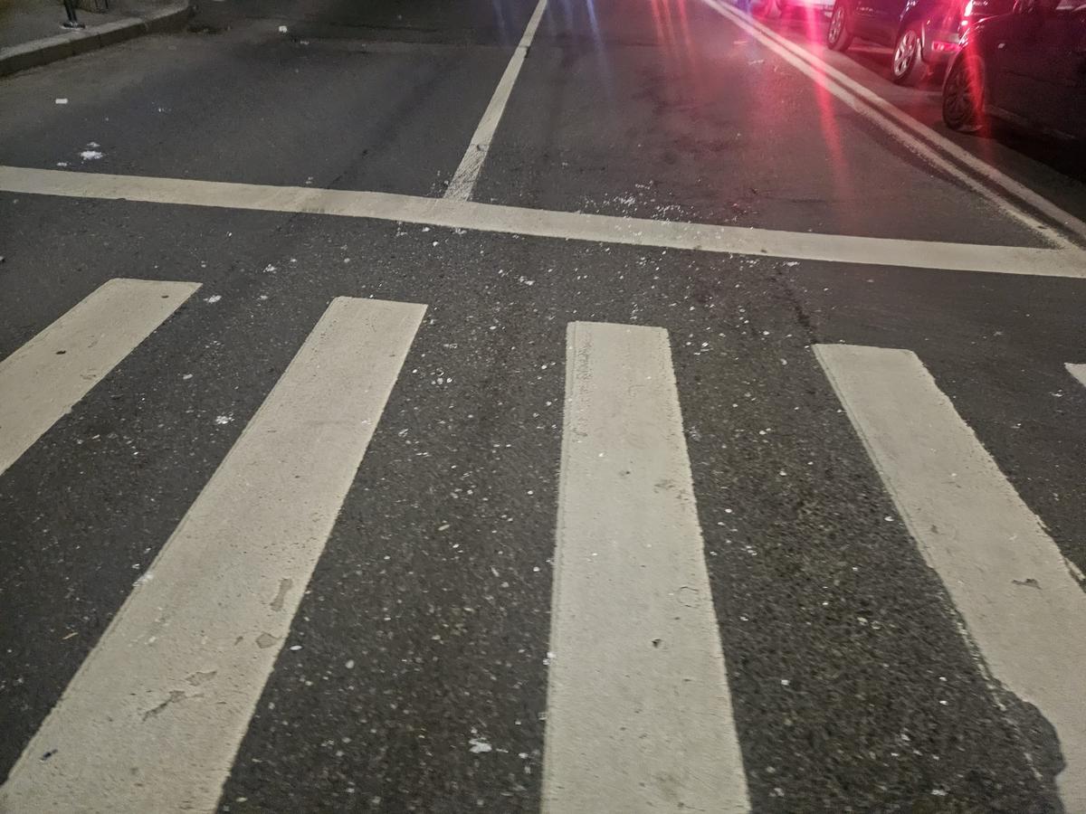 Suporterii lui Feyenoord au spart sticle pe străzile din București