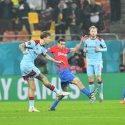 Cisotti și Ngezana în FCSB - Feyenoord // FOTO: Cristi Preda (GSP)