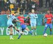 Cisotti și Ngezana în FCSB - Feyenoord // FOTO: Cristi Preda (GSP)
