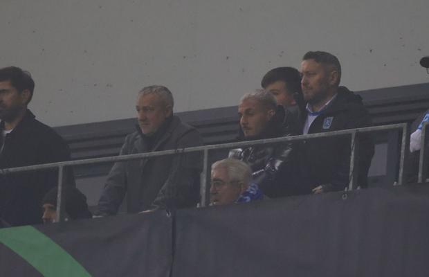 Apariție surpriză lângă Mihai Rotaru în lojă la meciul dintre Universitatea Craiova și Sparta Praga