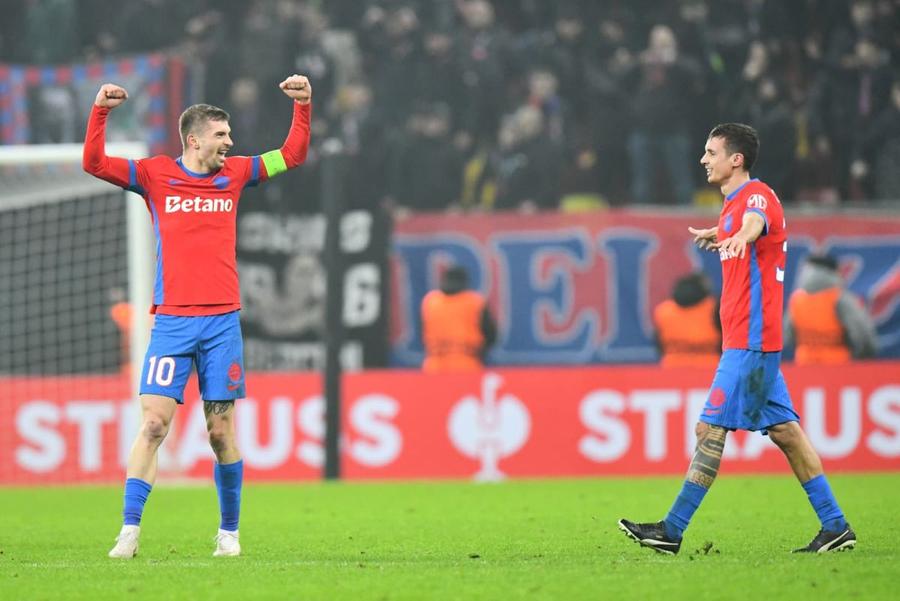 Florin Tănase și Juri Cisotti în FCSB - Feyenoord / Foto: Cristi Preda GSP Gigi Becali, prima reacție despre vestea că Florin Tănase ar fi refuzat-o pe FCSB: „Poate aduc unul de 5 ori mai bun”