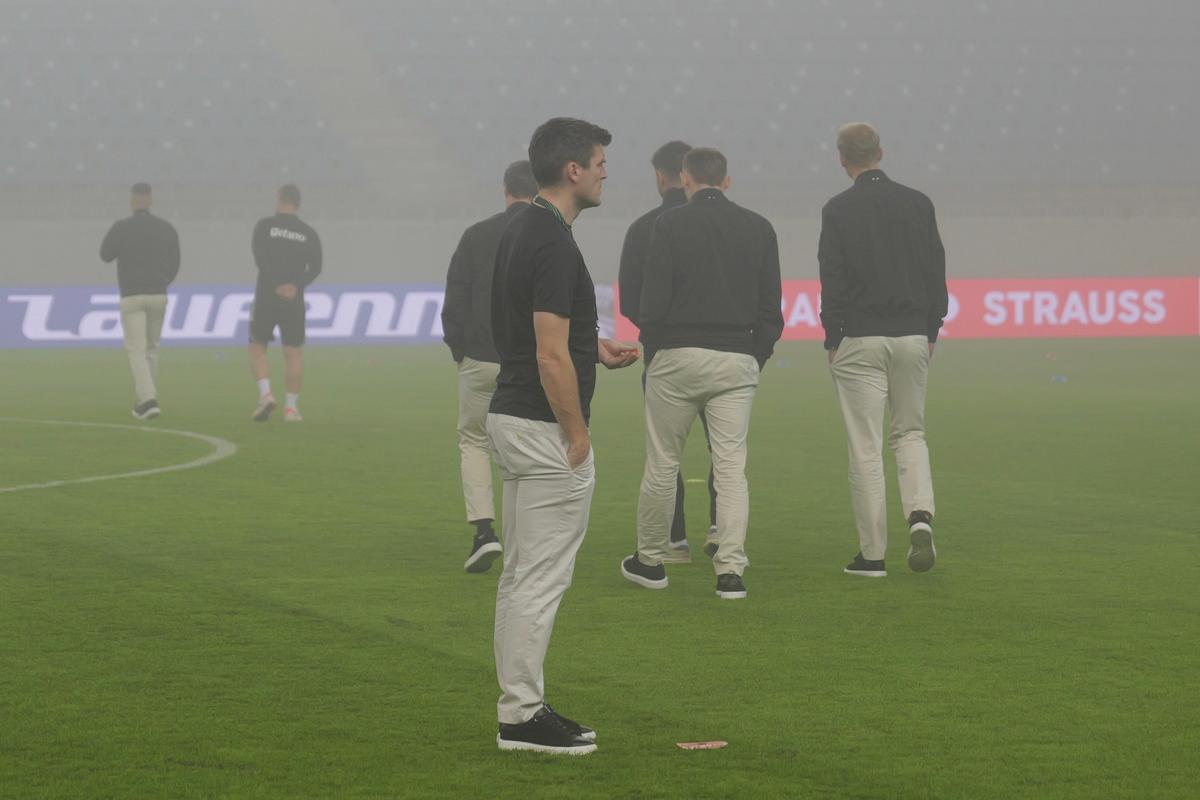 Craiova - Sparta Praga, imagini de pe gazon