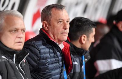 DINAMO // Mircea Rednic nu iartă și îi atacă pe cei de la Dinamo: „Au plecat muierile și au rămas bărbații! Toți se dau dinamoviști până la bani”