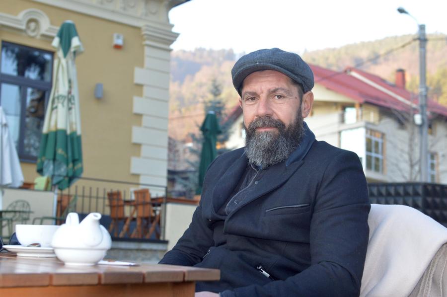 Angelo, cu o fizionomie total schimbată față de când juca FOTO Vlad Nedelea (Piatra Neamț) Un fost campion cu Dinamo vorbește despre primele semne ale decăderii ale clubului din Ștefan cel Mare:„Din 2008 a început degringolada”