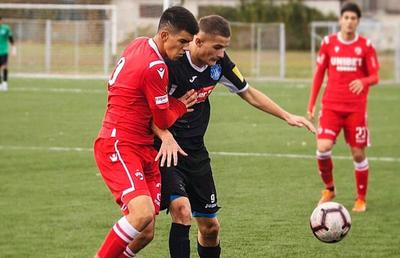 EXCLUSIV New-entry în lotul lui Dinamo » A dat probe la West Ham, dar nu e convins că rămâne: „Nu știu dacă există viitor aici”