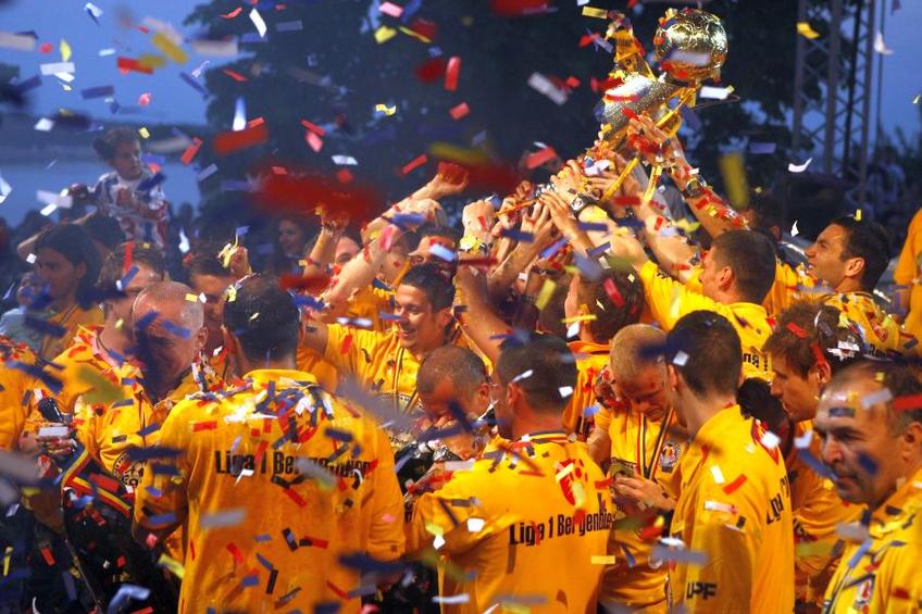 Oțelul a dat toate
calculele peste cap și a
câștigat titlul în 2011