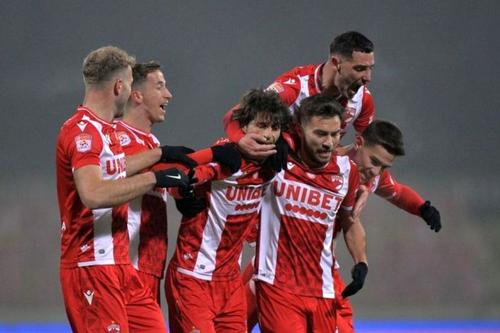 Jucătorii lui Dinamo, lăudați de Emilian Hulubei