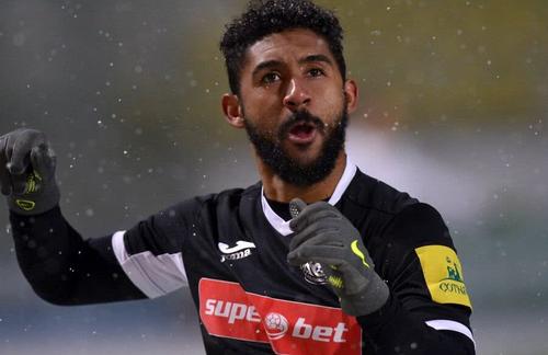 Dylan Flores (27 de ani, mijlocaș ofensiv) se întoarce la Poli Iași!
