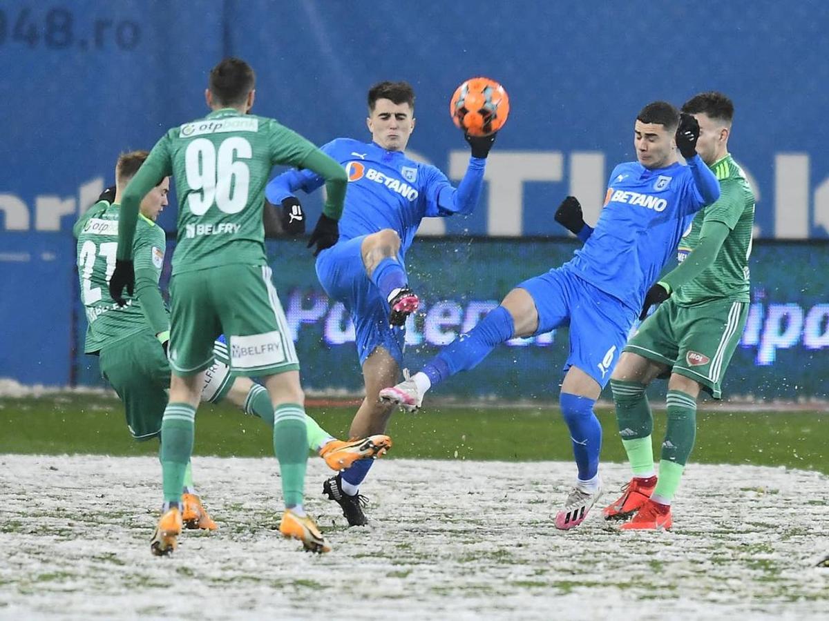FOTO EXCLUSIV. I-a tăiat gheata în Craiova - Sepsi! Cum arată acum piciorul fotbalistului » Crăciunescu: „I-aș fi dat «roșu»!”
