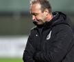 CS Universitatea Craiova și Sepsi au remizat, scor 0-0, în runda cu numărul 16 din Liga 1. Corneliu Papură (47 de ani), suspendat pentru acest duel, consideră just rezultatul.