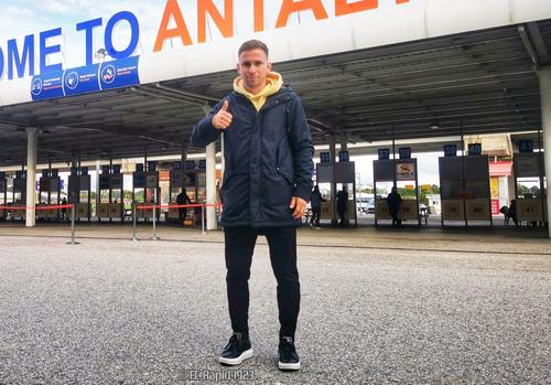 Bogdan Apostu a intermediat transferul lui Bogdan Onea la Rapid. Giuleștenii le-au plătit celor de la Poli Iași o sumă importantă, 100.000 de euro, lucru ironizat de Florin Manea.