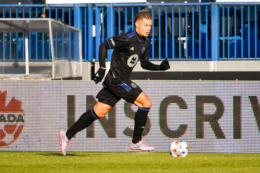 Zorhan Bassong/ foto Imago Images Cea mai „nebună” prezentare în acest mercato din Liga 1: gofre și sirop de arțar