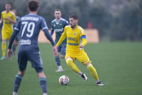 Gheorghe Grozav, în acțiune, în cel mai recent amical al Petrolului // foto: Cristi Preda, GSP