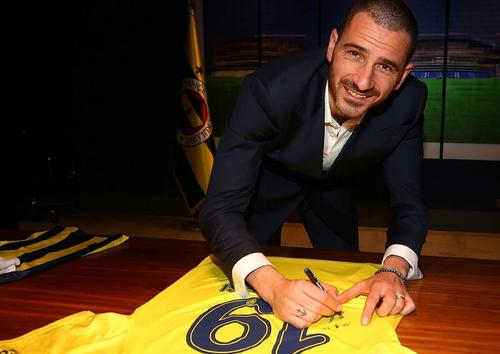 Leonardo Bonucci a semnat cu Fenerbahce // Foto: X Fenerbahce