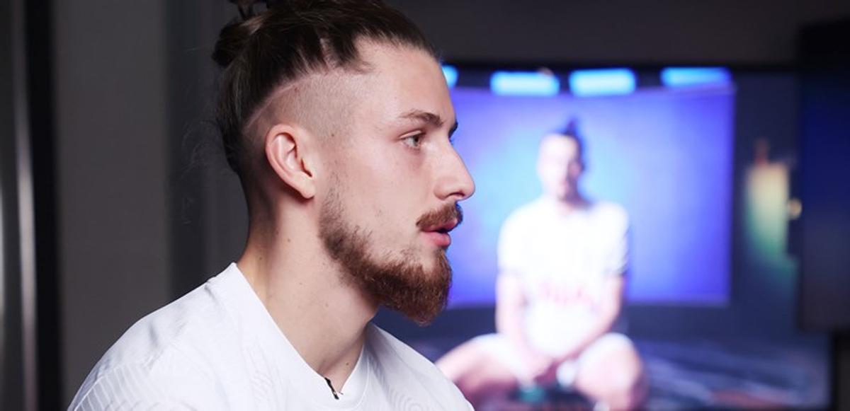 Radu Drăgușin a fost anunțat oficial ca noul jucător al lui Tottenham: „Enter the Drăgușin”