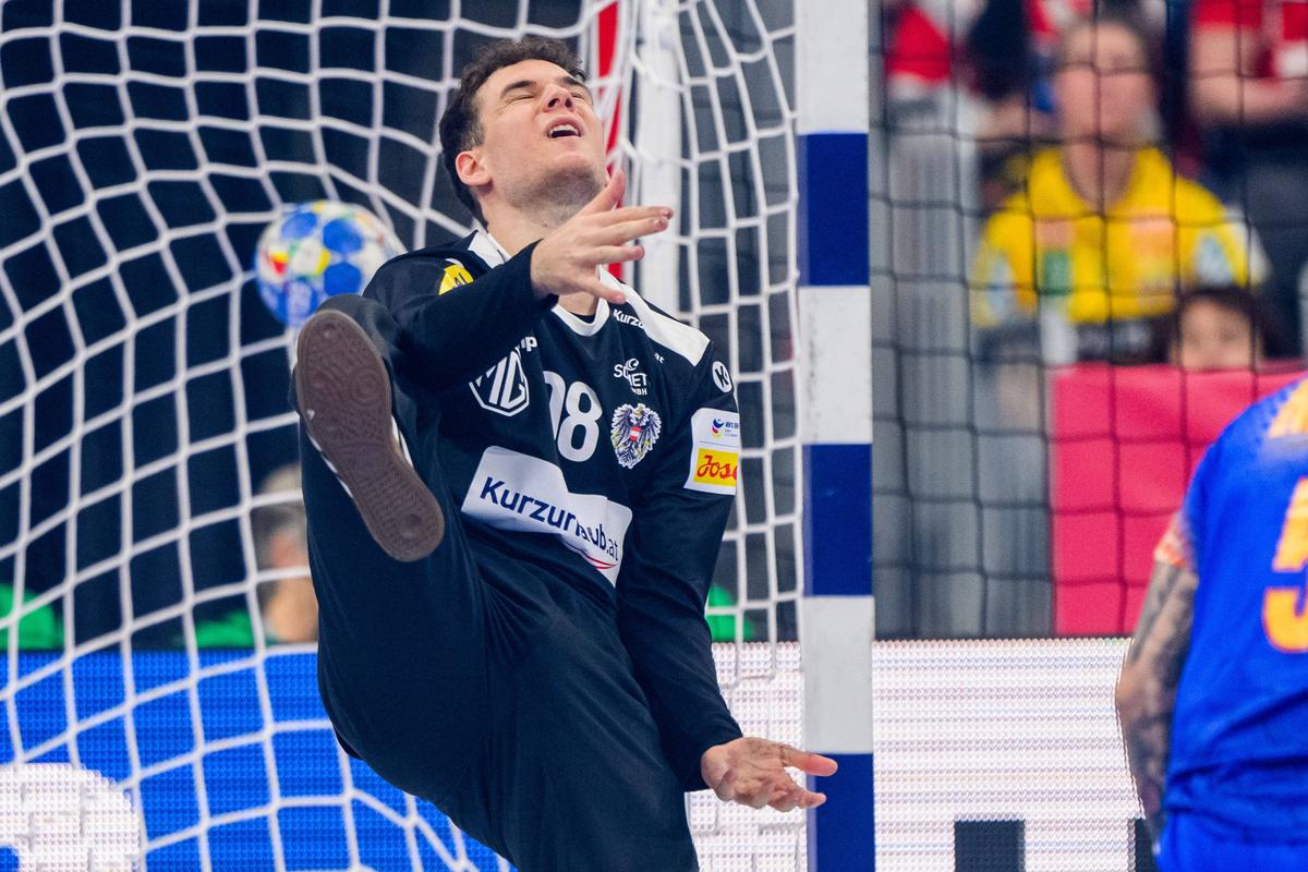 Cele mai spectaculoase imagini din România - Austria, debutul la Campionatul European de handbal masculin