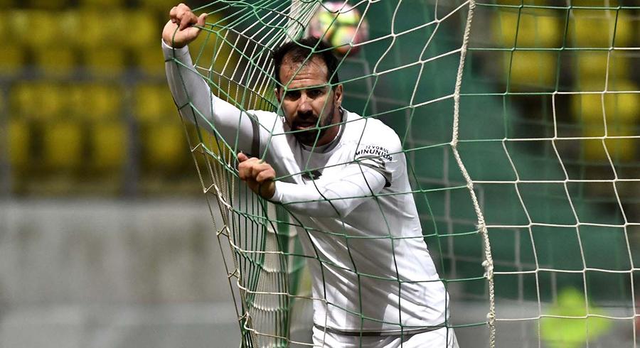 Marian Constantinescu a renunțat la cariera de fotbalist la 39 de ani Îl recunoști? Fostul căpitan din Superligă s-a pozat alături de Francesco Totti la Dubai