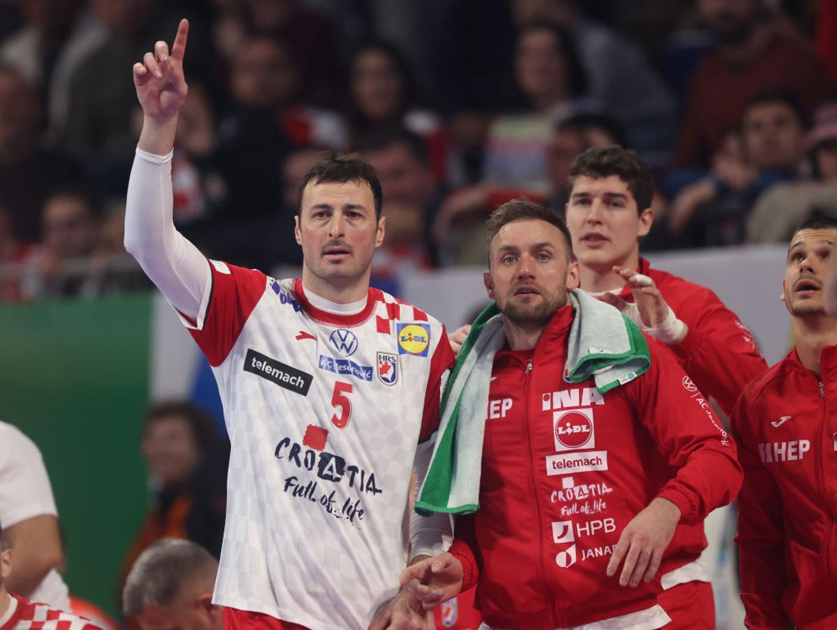 Prima surpriză IMENSĂ de la Campionatul European de handbal masculin a avut loc chiar în grupa României » A fost egalat cel mai drastic eșec din istoria Spaniei