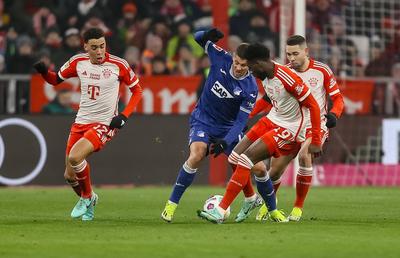 Alarmă la Bayern! 3 jucători importanți vor să plece