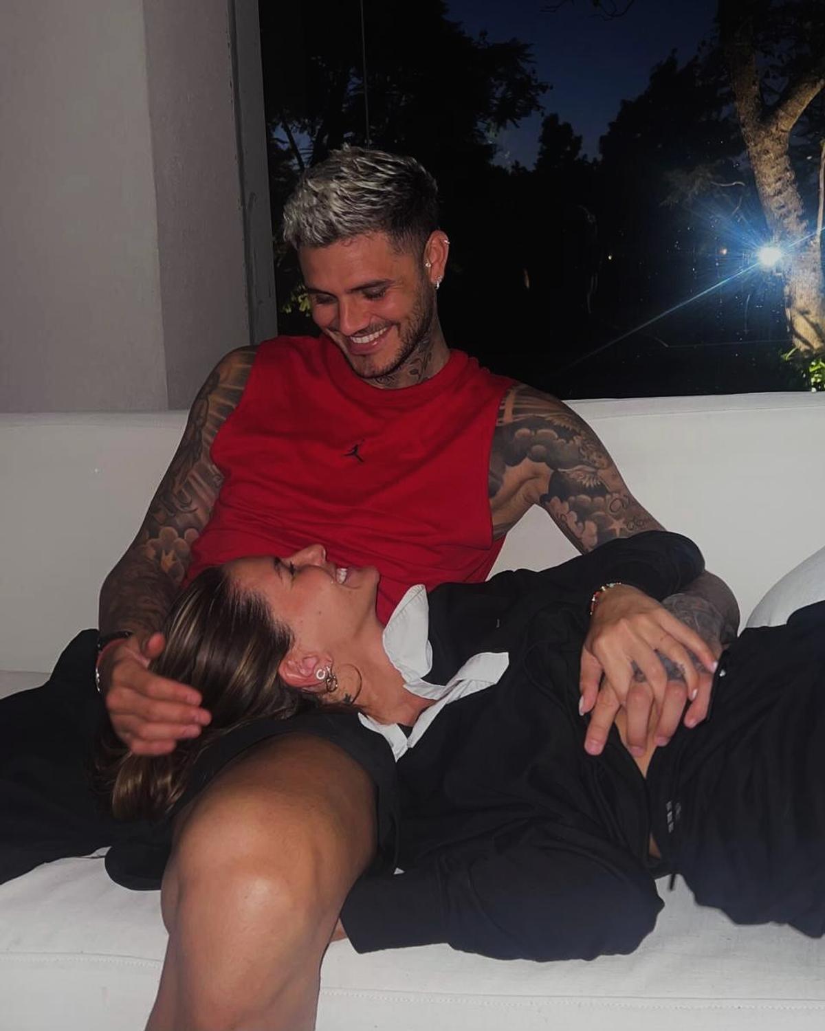 Mauro Icardi și-a oficializat relația cu noua iubită! Wanda Nara a luat foc: „Asta mă doare”