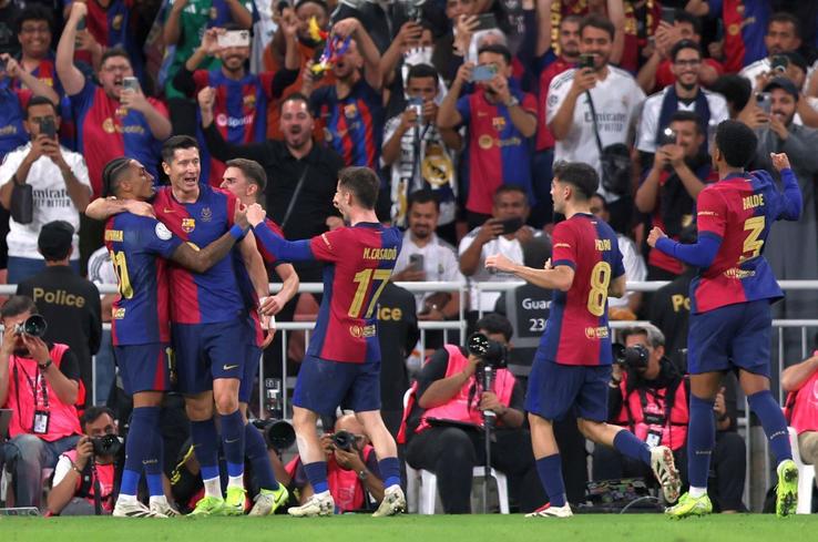 Suporteri la Real Madrid - Barcelona 2-5, Supercupa Spaniei // Foto: Getty Images