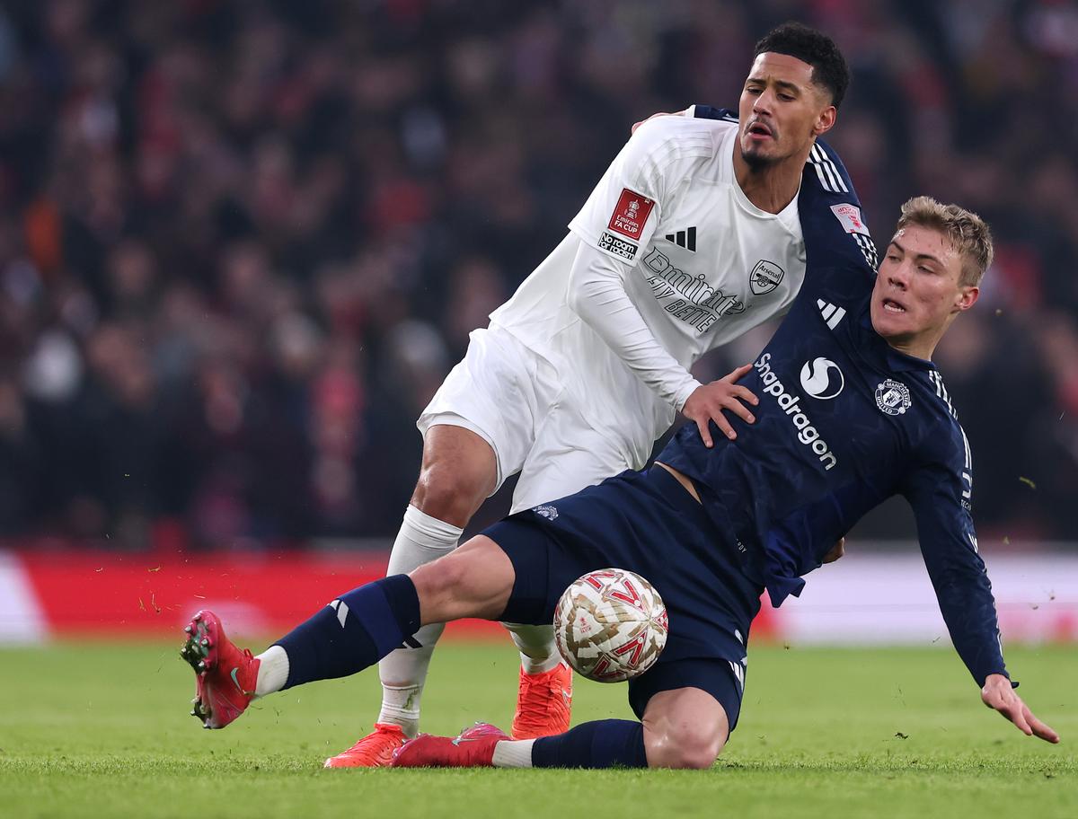 Decizia neașteptată a proprietarului Manchester United! 3 legende, cu salariile micșorate