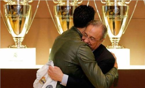 Alvaro Arbeloa a câștigat 8 trofee cu real Madrid: 2 Ligi ale Campionilor, 1 Campionat Mondial al Cluburilor, 1 Supercupă a Europei, 1 titlu de campion al Spaniei, 2 Cupe ale Regelui și 1 Supercupă a Spaniei