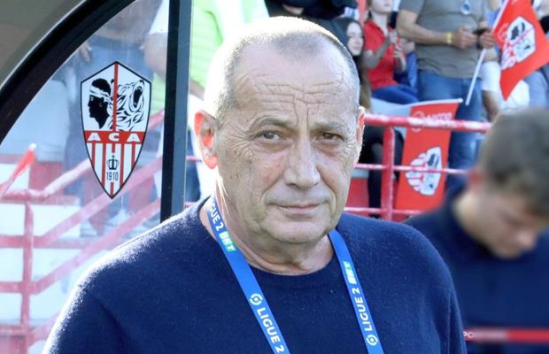 Fostul președinte al lui Mutu de la Ajaccio, ASASINAT la înmormântarea mamei sale