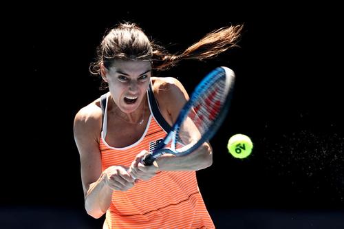 Sorana Cîrstea nu a reușit să își egaleze cea mai bună performanță de la Australian Open, turul 4, atins în 2017. Sportiva din România admite că erorile neforțate au costat-o scump în fața cehoaicei Vondrousova.