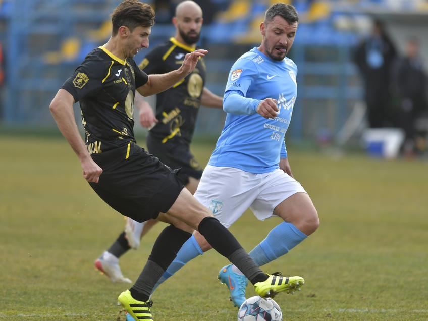 Ioan Filip (32 de ani) susține că până luni nu va mai rămâne niciun fotbalist în lotul medieșenilor, din cauza problemelor financiare.