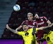 CFR Cluj s-a impus în deplasarea cu Gaz Metan, scor 2-1, printr-un gol marcat la ultima acțiune de Cristian Neguț (26 de ani). Ilie Poenaru (45 de ani) nu e de acord cu modul în care campioana a gestionat transferul fundașului Yuri Matias (27 de ani).