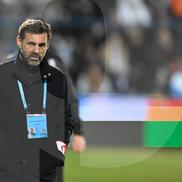 Zeljko Kopic, banderolă specială cu sigla lui Dinamo la meciul cu Farul