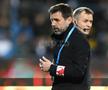 Zeljko Kopic, banderolă specială cu sigla lui Dinamo la meciul cu Farul