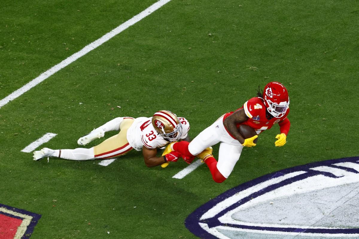 Acuzații grave, după finala Super Bowl: „Meci mai trucat decât cele din wrestlingul profesionist” + Un fan și-a făcut praf TV-ul!