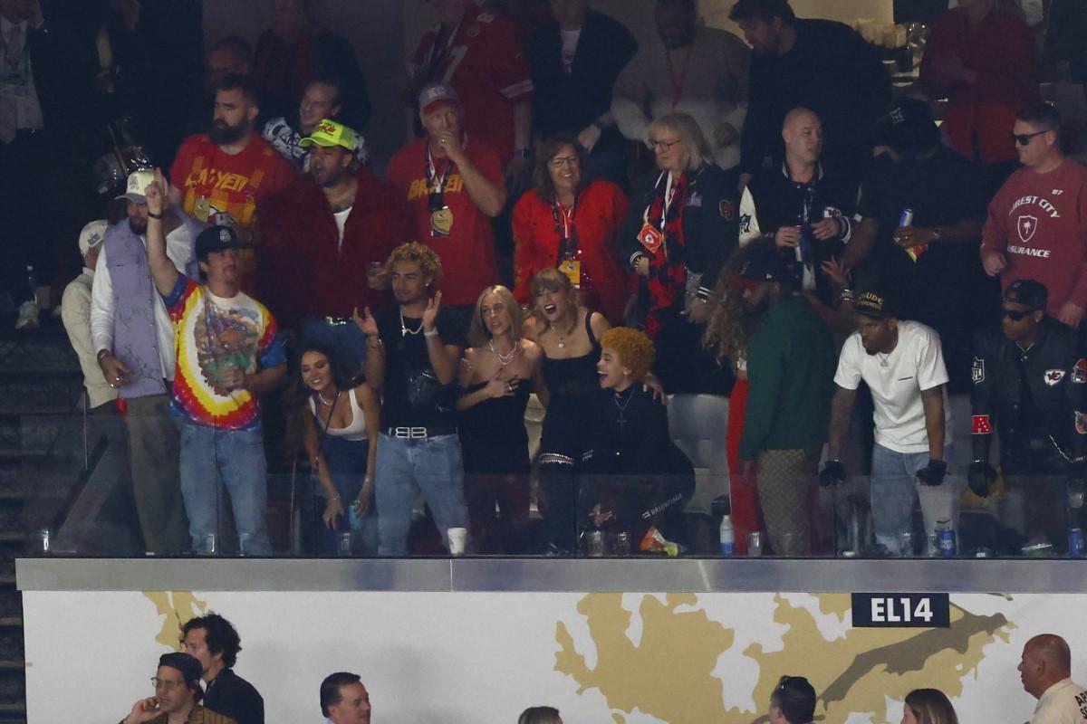 Două momente care au creat stupoare la pauza Super Bowl: „WOW! Sper că e bine”