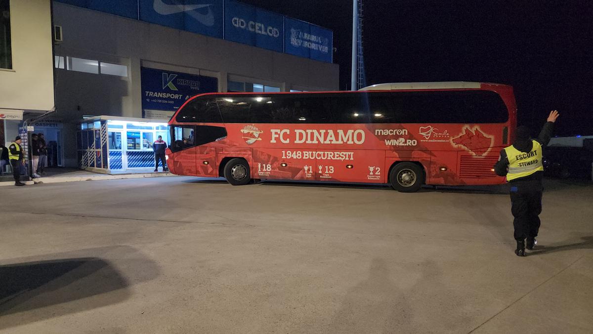 FOTO Farul - Dinamo, sosirea echipelor + imagini dinainte de meci