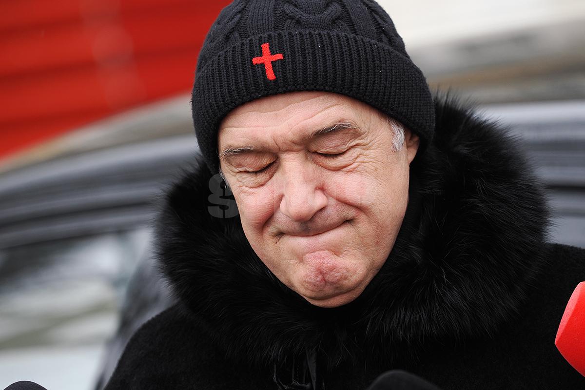 Becali vrea să scoată un jucător de națională din echipa de start a FCSB-ului: „Nu cred că mai joacă. Ce greșeli sunt alea?”