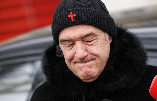 Becali vrea să scoată un jucător de națională din echipa de start a FCSB-ului: „Nu cred că mai joacă. Ce greșeli sunt alea?”