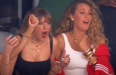 Ryan Reynolds, postare de două milioane de like-uri în timp ce soția urmărea Super Bowl lângă Taylor Swift