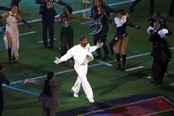 Două momente care au creat stupoare la pauza Super Bowl: „WOW! Sper că e bine”