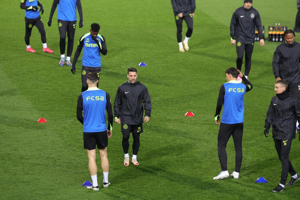 5 detalii de la antrenamentul FCSB » Elias Charalambous iritat, Miculescu apt pentru PAOK, s-a integrat Jordan Gele?